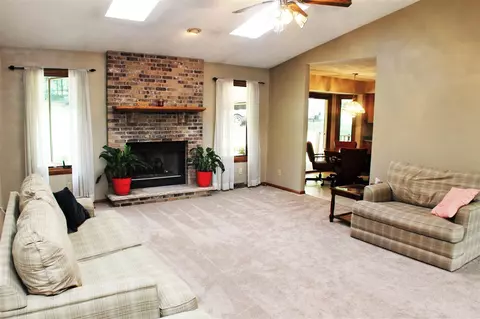8328 Necedah Dr, Roscoe, IL 61073 photo 8