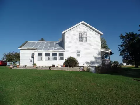 12672 Willowbrook Rd, Roscoe, IL 61073 photo 2