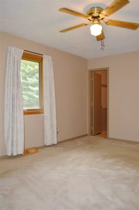 5642 Gray Eagle, Roscoe, IL 61073 photo 7