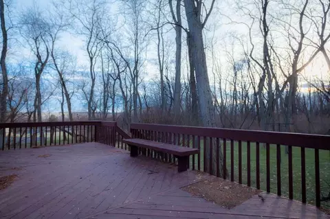 8922 Folkestone Ct, Roscoe, IL 61073 photo 4
