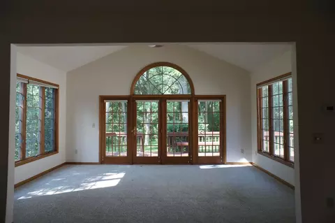 8922 Folkestone Ct, Roscoe, IL 61073 photo 6