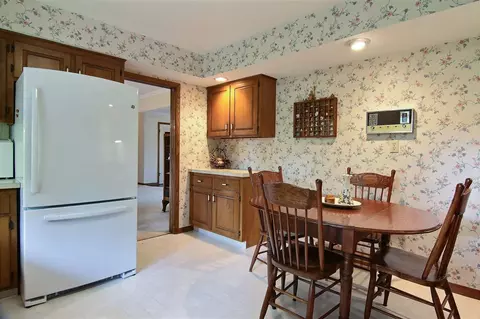 4203 Cushman Rd, Rockford, IL 61114 photo 9