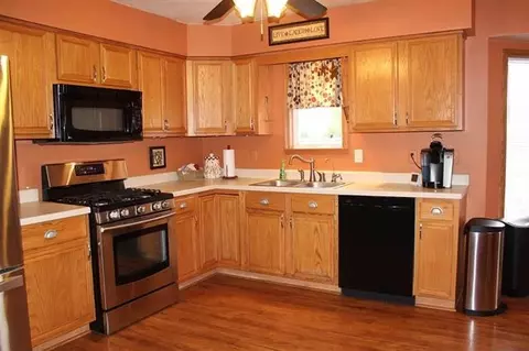 509 Autumnwolf Dr, Davis Junction, IL 61020 photo 9