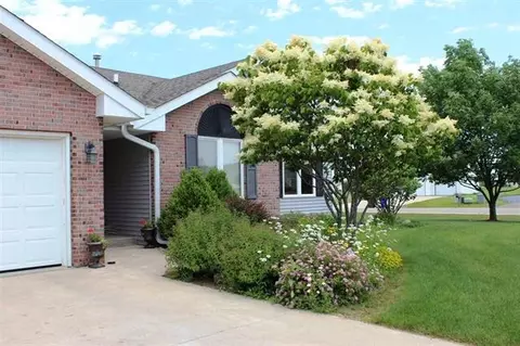 509 Autumnwolf Dr, Davis Junction, IL 61020 photo 3