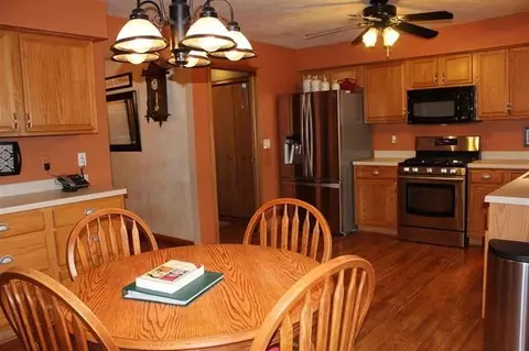 509 Autumnwolf Dr, Davis Junction, IL 61020 photo 6