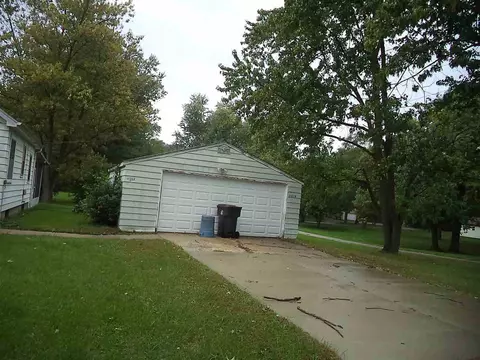 11358 Main St, Roscoe, IL 61073 photo 2