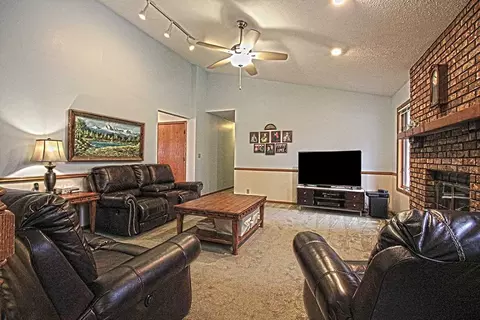7471 Sumac Ln, Cherry Valley, IL 61016 photo 4