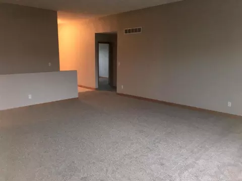 11287 Lemon Grass Ln, Roscoe, IL 61073 photo 8