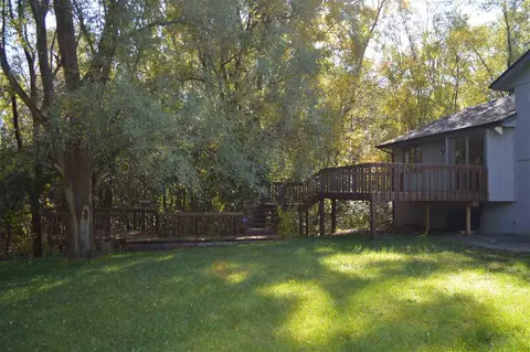 9833 Petry Cl, Roscoe, IL 61073 photo 12