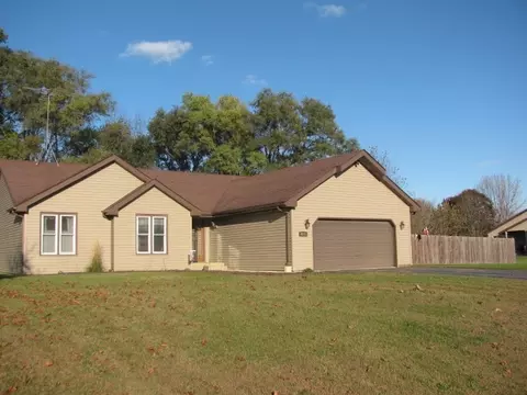 4970 Lawnside Dr, Byron, IL 61010 photo 1