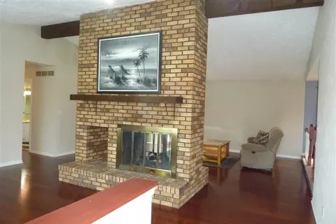 10490 Ray Dr, Roscoe, IL 61073 photo 9
