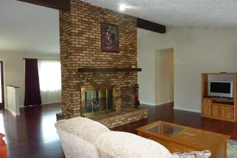 10490 Ray Dr, Roscoe, IL 61073 photo 11