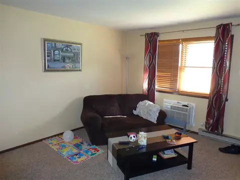10039 Bitterroot Rd, Roscoe, IL 61073 photo 9