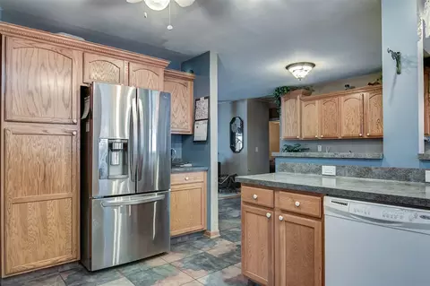 1927 Spring Brook Ave, Rockford, IL 61107 photo 7