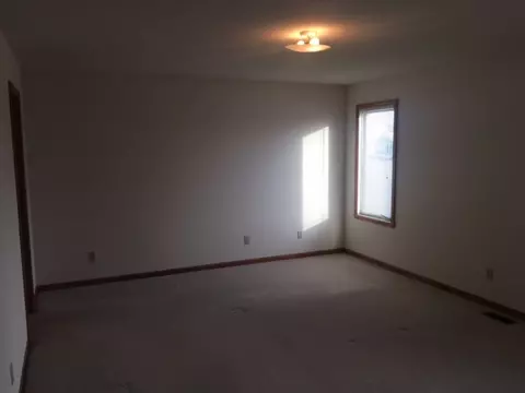 656 Par Pl, Rockford, IL 61108 photo 11