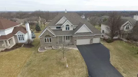 9223 Forest Rdg, Roscoe, IL 61073 photo 1
