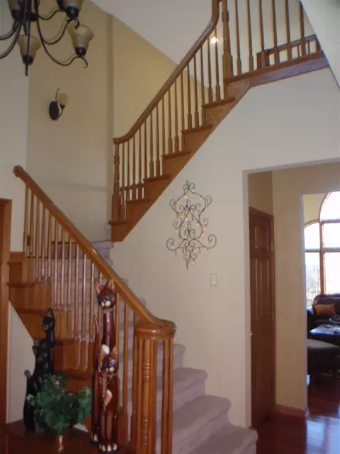 9223 Forest Rdg, Roscoe, IL 61073 photo 2
