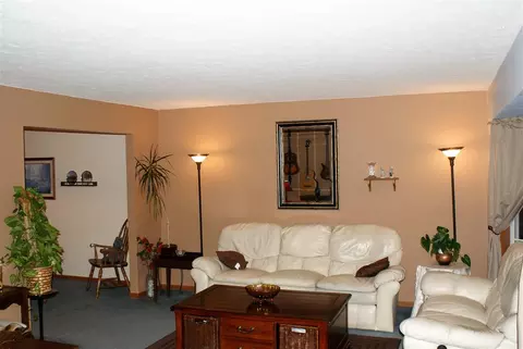 5106 E Walden Rd, Byron, IL 61010 photo 9