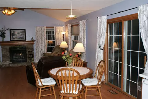 5106 E Walden Rd, Byron, IL 61010 photo 5