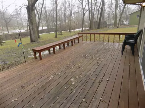 5658 Thompson Dr, Roscoe, IL 61073 photo 3