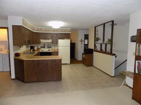 5658 Thompson Dr, Roscoe, IL 61073 photo 7