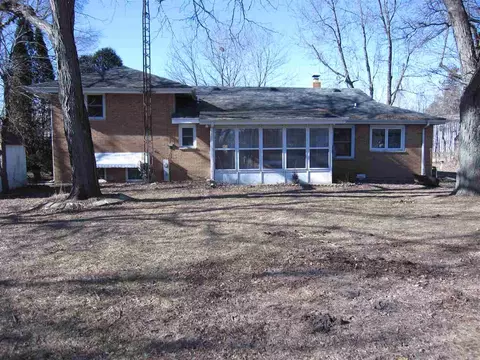 315 Show St, Capron, IL 61012 photo 13