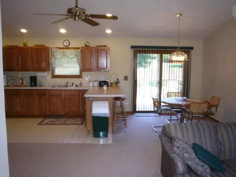 2083 Lake Summerset Rd, Lake Summerset, IL 61019 photo 4