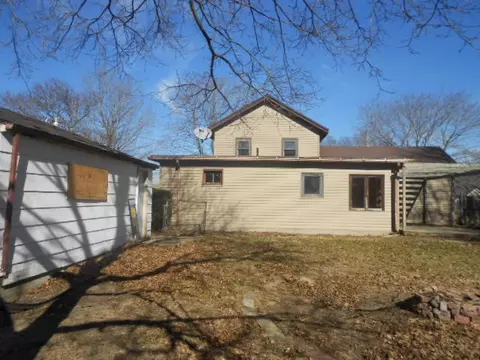 209 Genoa Rd, Cherry Valley, IL 61016 photo 4
