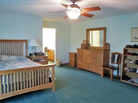 1082 Peter Dr, Dixon, IL 61021 photo 9