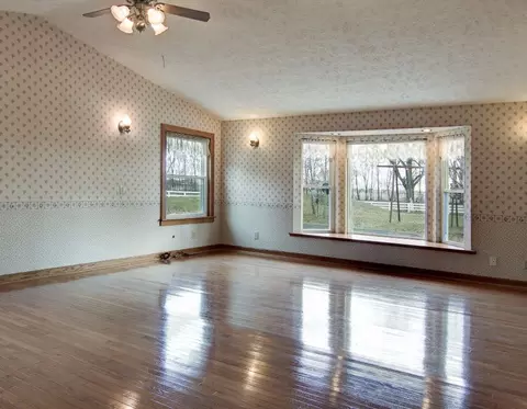 8570 Friday Rd, Davis Junction, IL 61020 photo 3