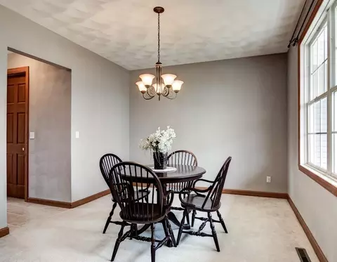 8876 Putter Pl, Belvidere, IL 61008 photo 4