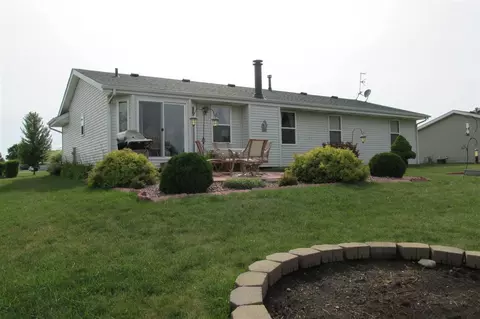 407 Hickory Dr, Davis Junction, IL 61020 photo 21