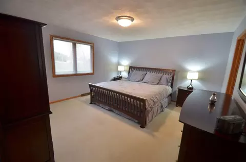 4602 Lindbloom Ln, Cherry Valley, IL 61016 photo 12