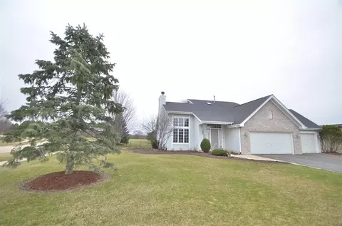 4602 Lindbloom Ln, Cherry Valley, IL 61016 photo 2