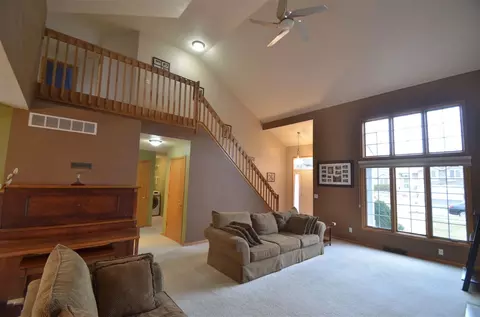 4602 Lindbloom Ln, Cherry Valley, IL 61016 photo 5