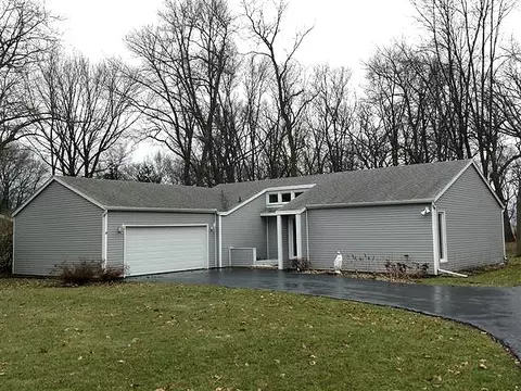 702 Westmore, Lake Summerset, IL 61019 photo 1