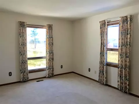8391 Friday Rd, Davis Junction, IL 61020 photo 12