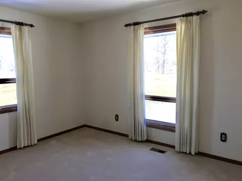 8391 Friday Rd, Davis Junction, IL 61020 photo 13
