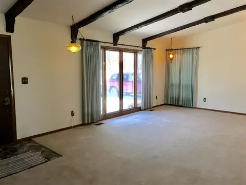 8391 Friday Rd, Davis Junction, IL 61020 photo 2