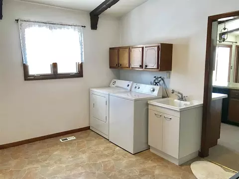 8391 Friday Rd, Davis Junction, IL 61020 photo 11