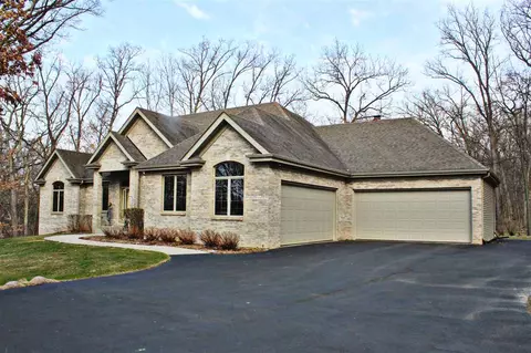 8018 Burr Oak Rd, Roscoe, IL 61073 photo 1