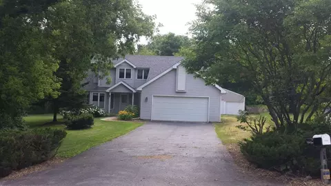 7680 Windspoint Rd, Roscoe, IL 61073 photo 2