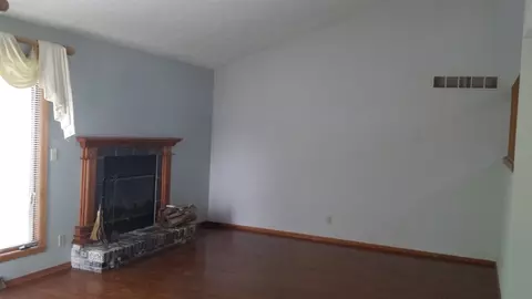 7680 Windspoint Rd, Roscoe, IL 61073 photo 6
