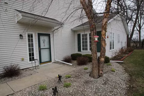 10395 Marblewing Rd, Roscoe, IL 61073 photo 3