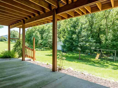 12432 Whispering Winds Dr, Roscoe, IL 61073 photo 24