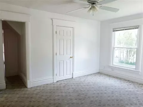 522 E Jackson St, Belvidere, IL 61008 photo 8