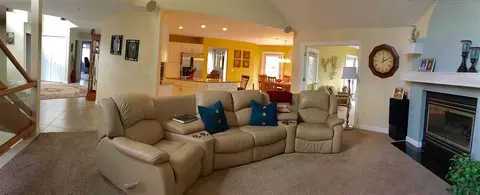 7426 Briarcliff Dr, Roscoe, IL 61073 photo 8