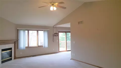 4901 Streamside Dr, Loves Park, IL 61111 photo 7