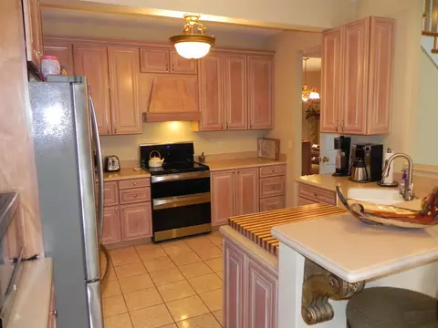 235 Forestcliff Ct, Lake Summerset, IL 61019 photo 7