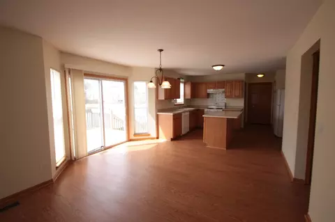 2009 E 6th St, Belvidere, IL 61008 photo 6